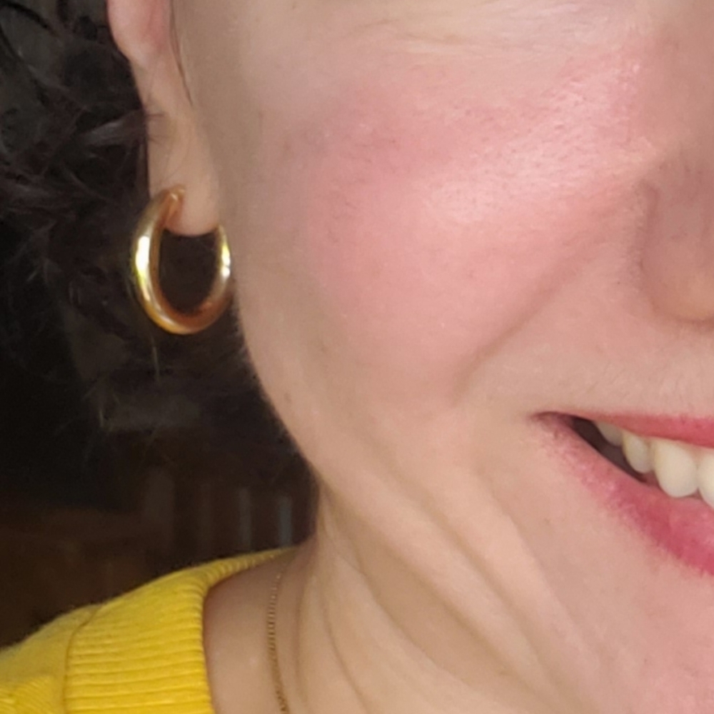 Chunky 14k yellow gold oval hoop earrings, real gold, not plated.